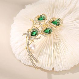 Brooches Vintage Classic Luxury Rhinestone Crystal Feather Brooch Men And Women Clothing Accessories Fashion Green Pin Silk Scarf Buckle