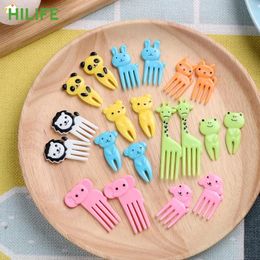 10pcspack Snack Cake Dessert Food Fork Bento Lunches Toothpick Party Decor Animal Farm Fruit for Children Mini Cartoon 240422