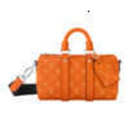 أكياس Kids Luxury Brand Men's Bag Orange Cow Leather and Canvas Keepall Mini Travel Bag Bag Bag Bag Bag Bag M31044