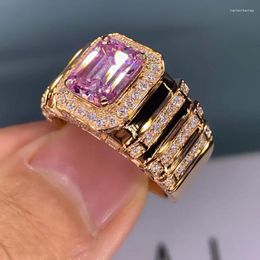 Wedding Rings Huitan Gorgeous Gold Colour Pink Cubic Zirconia Ring For Women Fashion Geometric Design Noble Lady's Party Jewellery