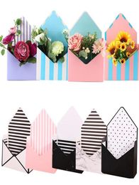 10PCS Envelope Flower Boxes Bouquet Gift Box Hand Holds Folding Floral Bouquet Paper Box Romantic Flower Paper Holder Decor2178479