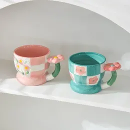 Mugs 3D Relief Mug Ceramic Hand-painted High Beauty Coffee Cup Lovely Tulip Cups Drinkware Unusual Tea Christmas Gift Travel