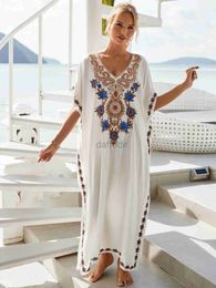 Women Beach Wear EDOLYNSA White Vintage Embroidered Long Kaftan Casual V-neck Maxi Dress Summer Clothes Women Beach Wear Swim Suit Cover Up Q1490 d240501