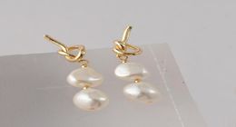 Dangle Chandelier Peri039sBox 2 Natural Pearls Link Drop Earring Knotted Hollow Baroque Pearl Hanging Earrings Elegant Trendy2951832