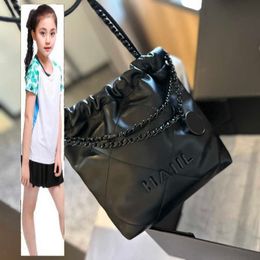 Kids Bags Luxury Brand CC Bag Ladeis Full Black Calfskin 22 Mini Shopping Shoulder Bags With Round Leather Starp Metal Hardware Matelasse Chain Crossbody Handbags De
