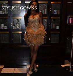 Party Dresses Gold O Neck Short Prom Dress For Black Girls 2024 Beaded Crystal Appliques Birthday Feathers Mini Mermaid