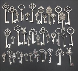 Vintage Ancient Bronze and Antique Silver Hand Charms Key Pendants Mixed Lot Punk diy Jewelry Accessories Fitting Set7929760