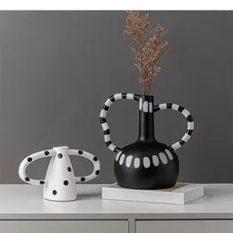 Vases Creative Ceramic Vase Black And White Wave Dot Spots Abstract Irregular Crafts Handle Flower Home Decoration