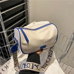 Shoulder Bags Fashion Ladies Crossbody Makeup Bag Women Trend Lingge Embroidery Camera 2024 Design Small Messenger