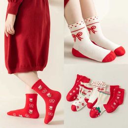 Calzini per bambini calzini per bambini primaverili e autunno adorabili calzini a tubo a medio tubo per calzini di cotone rosso per autunno e inverno.