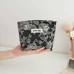 Cosmetic Organiser Womens Makeup Bag Small Grey Flowers Large Capacity Cosmetic Storage Bag Portable Coin Purse Commuter Card Holder Ins Style Y240503