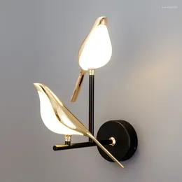 Wall Lamps Creative Bird 360° Rotatable LED Bedroom Bedside Indoor Golden Magpie Lights Sconce Home AC85-265v