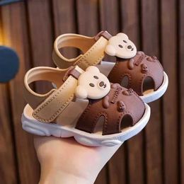 Sandals 2024 Summer Baby Boys Girls Children Beach Cartoon Infant Toddler Shoes Comfortable Soft Sole Kids Student H240504 3EQE