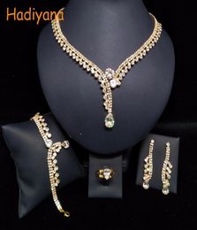 HADIYANA Classicl Sparkling Crystal Jewellery Settings Whole Wedding Bridal Jewellery Accessory Bride Set Gold BN57462177835