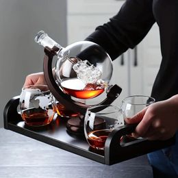 Glass Set Crystal Globe Liquor Carafe for Wine Spirits Whisky Vodka Sailboat Decanter with Finished Wooden Stand Bar Tools Cup 240429