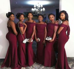 Elegant Mermaid Off Shoulder Long Burgundy Bridesmaid Dresses Floor Length Zipper Satin Sleeveless Bridesmaid Gown for Women3251284