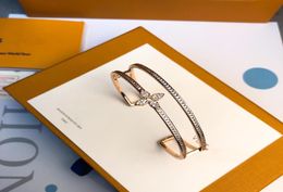 L 2020 new lady bracelet full diamond series simple temperament elegant fashion all kinds of diamond bracelets8012484