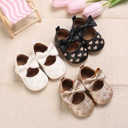 First Walkers Spring and Autumn Sove Sole Shoes Baby Princess Toddler Moccasins Girl H240504