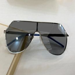 Flat Top Shield Sunglasses GunmetalGrey Silver Mirror Lens Men Pilot Sunglasses 2221 Fashion Sun Glasses UV400 Protection Eyewear9761935