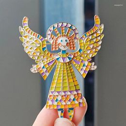 Brooches Creative Retro Alloy Painted Angel Girl Wing For Women Unisex Colourful Girls Brooch Pins Badge Suit