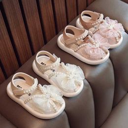 Sandals 2024 Summer Baby Girls Flower Pearl Fish Mouth Sweet Soft Sole Breathable Mesh Toddler Princess Shoes Kids Beach H240504