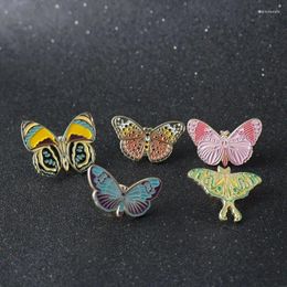 Brooches 5pcs Colorful Butterfly Insect Alloy Brooch Creative Moth Clothes Bag Decoration Badge