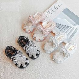 Sandals New Girls Rhinestone Bowknot Sweet Princess Shoes Summer Fashion Baby Beach Non-slip Flat Casual Sandalias H240504