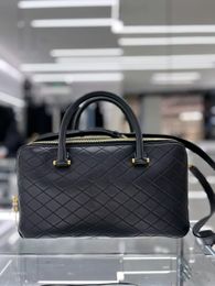 Designer bag luxury handbag shoulder bag crossbody bag high-quality and fashionable work bag genuine leather bag shopping wallet wallet large capacity