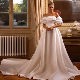 Elegante lange Off-Off-Schulter-Satin-Elfenbein-Brautkleider mit Taschen A-Line Plissee Vestido de Novia Reißverschluss Rücken Brautkleider für Frauen