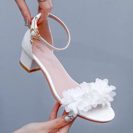 2024 White Women Flower Wedding Shoes Bride Black Thick Heels Party Fashion Open Toe Sandals Summer