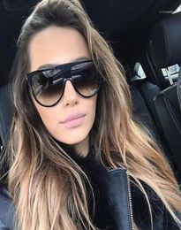 Sunglasses 2021 Vintage Kardashian Woman Fashion Glasses Flat Top Sun Luxury Designer Large Shades Gafas De Sol Mujer14467295