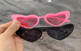 50PCS Vintage Kids Sunglasses Children Fashion Brand Heart Love Cure Pink Sun Glasses Girls Boys Sunglasses Baby fashion Oculos fa8639128