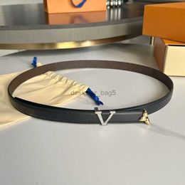 10A High quality classic designer Belt for women stainless steel V buckle Real leather mens belt Retro Luxury gold plating womens belt 20MM Reversible belt L03