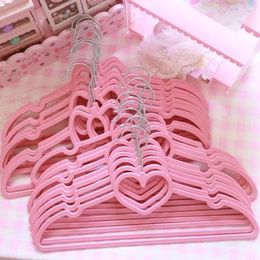 Hangers Korean Girl Heart Pink Clothes Hanger 10Pcs Love Bow Clothing Store Laundry Skid Storage Cabinet Organiser