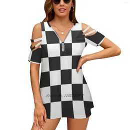 Women's T Shirts A Black And White Checkered Design Woman Tshirts Printed Tops Zipper V-Neck Top Fashion Graphic Shirt Dark