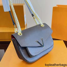 Lvse Lvity Handbag Women Bags Bag Designer Leather Messenger Shoulder Brand Letter Crossbody Bag Flower Tote Bag Design Flap Chain Handbags Ladies Purse Wallet