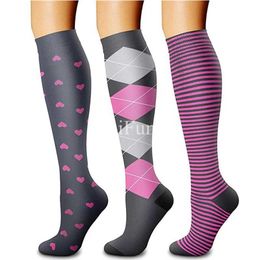 Socks Hosiery New Compression Socks Fit For Medical Edoema Diabetes Varicose Veins Socks Outdoor Men Women Running Hiking Sports Socks Y240504