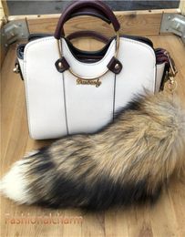 40cm16quotReal Genuine Sun Fox Fur Tail Keychians Cosplay Toy Keyring Bag Charm Car Phone Tassels Pendant Gift7321618