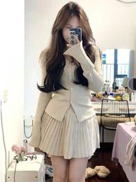 Work Dresses 2024 Spring And Autumn Apricot Knit Top Pleated Short Skirt Pure Desire Wind Sweet Spicy Two Piece Set Women