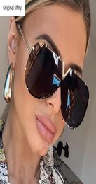 2022 New Fashion One Piece Shield Sunglasses For Women Vintage Oversized Paw Sun Glasses Men Uv400 Hip Hop Punk Eyewear Black Y2203663176