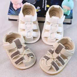 First Walkers Summer Baby Step Shoes Babys زوج من صندل ما قبل المدرسة تنفس غير قابلة للانزلاق الأولاد والبنات H240504