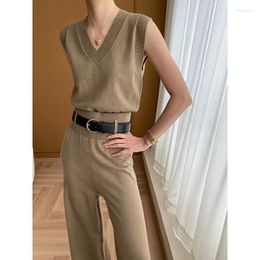 Women's Tracksuits Free Belt French High-end Knitted V-neck Vest Wide-leg Pants Suit Early Spring Style 2-piece Set