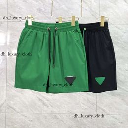 Prd Praddas Men's Swimwear Designer Fashion Brand New Green Triangle Standard Triangle Shorts Casual Minutes Beach Pants Shorts Men Summer Thin Sports Pants 8615