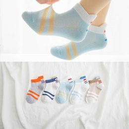 جوارب الأطفال 5pairs/lot 0-9 y baby Socks Summer Cotton Striped Sports Style Socks Girls Girls Mest