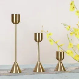 Candle Holders Nordic Retro Gold Candlestick Ornament Copper Metal Holder Set Wedding Props Living Room Decorations