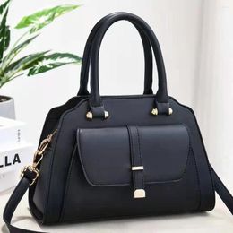 Bag 2024 Shell Designed Exquisite Handbags Retro Casual Women Totes Office Business Leather Shoulder Bags