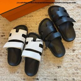 H Shoes Winter Designer Slippers Sandals Leather Summer and Beach Flat Bottomed Plush with Box 5555aaaa
