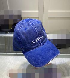 Classic hat with box dust bag black brown blue Letter white Character canvas featuring men baseball cap fashion women sun bucket h8284439