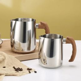 600900ML Milk Frothing Pitcher with Precise Scale Wooden Handle Dripless Spout Stainless Steel Latte Coffee Cup Coffeeware 240416