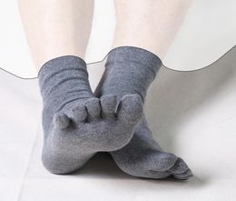 Business Men Five Finger Toe Socks Cotton Antiodor Antifriction Crew Stockings Male Casual Winter Thermal Socks4339200